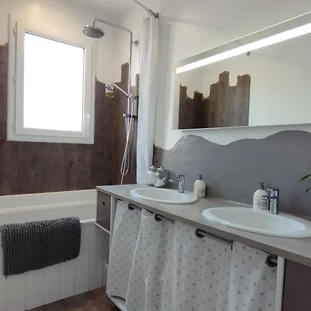 Maison 2 En Bord De Mer-jardin & Animaux Acceptes, 400m De La بيت للعطل *